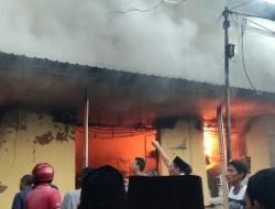 Si Jago Merah Mengamuk, Pasar Anom Sumenep Ludes Terbakar