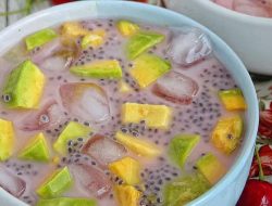 Es Alpukat Cocopandan, Minuman yang Tepat untuk Berbuka Puasa
