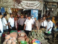 Polres Pamekasan Terjun Operasi Harga Sembako Pasar