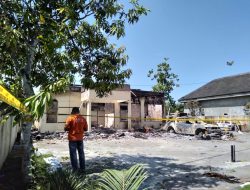 Kerugian Materi Mapolsek Tambelangan Ditaksir Capai Rp 700 Juta