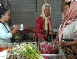 Harga Bawang di Sampang Turun di Hari ke-10 Ramadhan