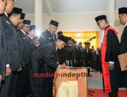 Mulai 1 September 2019, 45 Anggota DPRD Sampang Terima Gaji Pertama