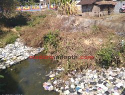 Sungai Jadi Tempat Sampah, Siapa Yang Bertanggungjawab ?