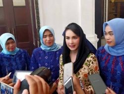 Hadir di Pengukuhan Pengurus Dekranasda Sampang, Ini yang Dikatakan Arumi Bachsin