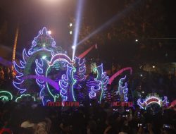 Spektakuler, Musik Tong-Tong Se-Madura Padati Kota Keris