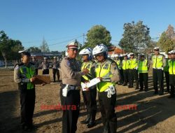 Tiga Anggota Lantas Polres Pamekasan Dapat Penghargaan