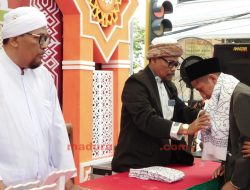 Pesantren Bustanul Huffadz Assa’idiyah Sampang Wisuda 32 Hafidz-Hafidzah