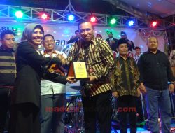 Berikan Edukasi Politik Kepada Masyarakat, Bawaslu Sampang Gelar Pagelaran Seni Budaya