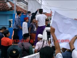Ratusan Warga di Pamekasan Demo Tolak Pembangunan SPBU