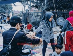 Demi Kesembuhan Nur Anisa Maharani, LPM Activita Galang Dana di Jalanan