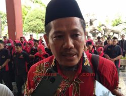 Minta Jadi PNS, Ratusan Perawat Datangi Kantor Dewan