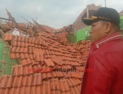 Sidak SDN Samaran II, Bupati Sampang Himbau Kontraktor Lebih Hati-hati