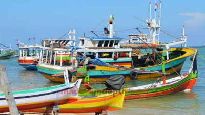 Cuaca Ekstrem, Ratusan Nelayan Pulau Mandangin Tak Melaut