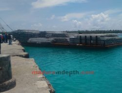 Tiang Listrik Tiba di Pulau Masalembu Sumenep