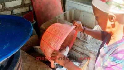 Tempat pelelangan ikan sampang