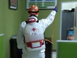 Lurah di Sampang Berharap Kelurahan Juga Disemprot Cairan Disinfektan