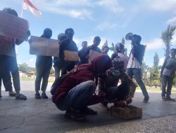 Klaim Pemerintah Tak Becus Tangani Sampah, Mahasiswa Kirimkan Surat ke Presiden