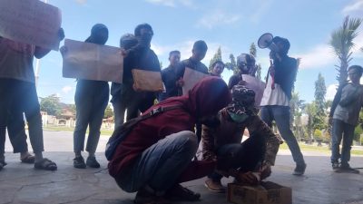 Klaim Pemerintah Tak Becus Tangani Sampah, Mahasiswa Kirimkan Surat ke Presiden