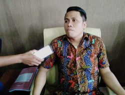 Klaim Pelayanan Minim, Hamdi Sarankan Tambah Operator Untuk Pembuatan KTP dan KK