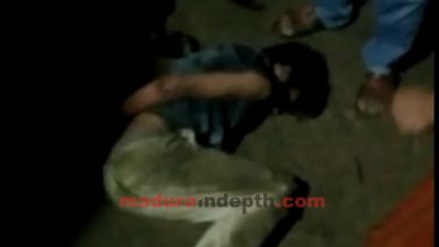 Ketahuan Curi Motor, Seorang Pria di Bangkalan Babak Belur Dihajar Massa