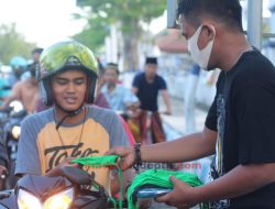 Truman Sampang Bagikan 2 Ribu Masker, Untuk Memutus Covid-19