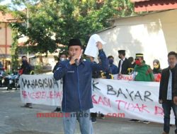 Mahasiswa IAIN Madura Tuntut Penurunan UKT, Warek 2: Kami Belum Bisa Mengeksekusi