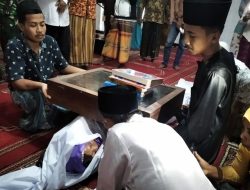 Dituduh Miliki Ilmu Santet, Warga Banyuates Lakukan Sumpah Pocong