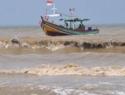 BMKG Ingatkan Tinggi Gelombang di Perairan Sumenep Capai 2 Meter