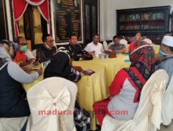 Persiapan Kirab Budaya Ter-ater Tajhin Sappar Dirapatkan di Pendopo Trunojoyo Sampang
