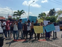 Dianggap Tidak Profesional, Gelora Geruduk Dinkes Bangkalan
