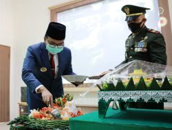 Peringati HUT TNI ke 75, Kodim 0826 Bagikan 500 Sembako