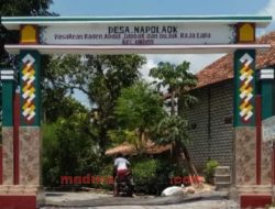 Mudahkan Peziarah Berkunjung ke Bhuju’ Napo, Kades Bangun Gapura