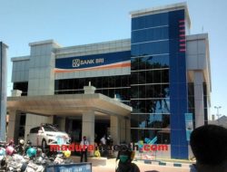 Korban Penipuan Uang Senilai 8 Miliar Blokade Bank BRI Cabang Pamekasan