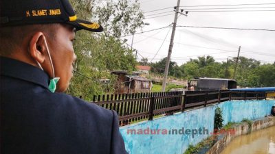 Pantau Banjir, Bupati Sampang Temukan Pompa Air Sungai Tak Berfungsi