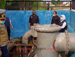 Khofifah Tinjau Pompa Banjir Sampang