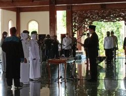 Bupati Pamekasan Lantik Kades PAW, Ini Pesannya