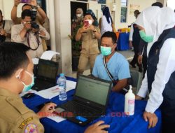 Gubernur Khofifah Pantau Vaksinasi di Bangkalan