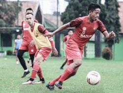 Pertandingan Pertama Madura United Melawan PS Sleman, Piala Menpora 2021