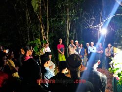 Sempat Ditolak, Akhirnya Jenazah Pengungsi Jemundo Sidoarjo Dimakamkan di Sampang