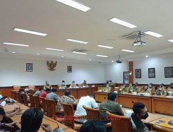 Pilkades Serentak di Sampang Ditunda Hingga Tahun 2025