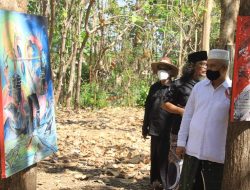 Kenang Pejuang Olle Ollang, KPS Gelar Pameran Lukisan di Hutan Jati