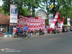 Dampak PPKM, Pedagang Bendera Sepi Pembeli