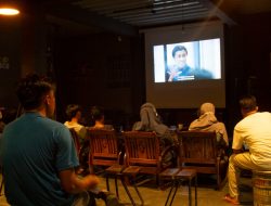 Gelar Nobar ‘A Thousand Cuts’, AJI Surabaya Dorong Profesionalisme dan Independensi Jurnalis di Madura
