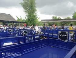 Disperta Sampang Serahkan 44 Unit Kendaraan Roda Tiga kepada Poktan