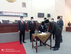 Raperda Perubahan RPJMD Sampang 2019-2024 Resmi Ditetapkan, DPRD Rekomendasikan Lima Program Tambahan