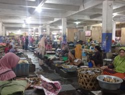 Angin Kencang, Harga Ikan di Sampang Naik