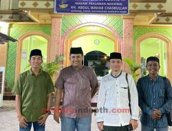 Tabarruk, Pemuda Masjid Sumenep Ziarahi Maqbarah Ulama Nusantara