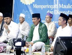 Dies Natalis ke 41, FH UTM Bershalawat Peringati Maulid Nabi Muhammad