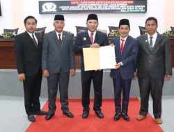 DPRD Sahkan APBD Sampang Tahun 2023