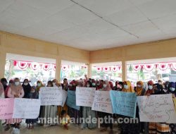 Demo Tandingan, Dukung Pj Kades Bator, Warga Kepung Kantor Kecamatan Klampis Bangkalan